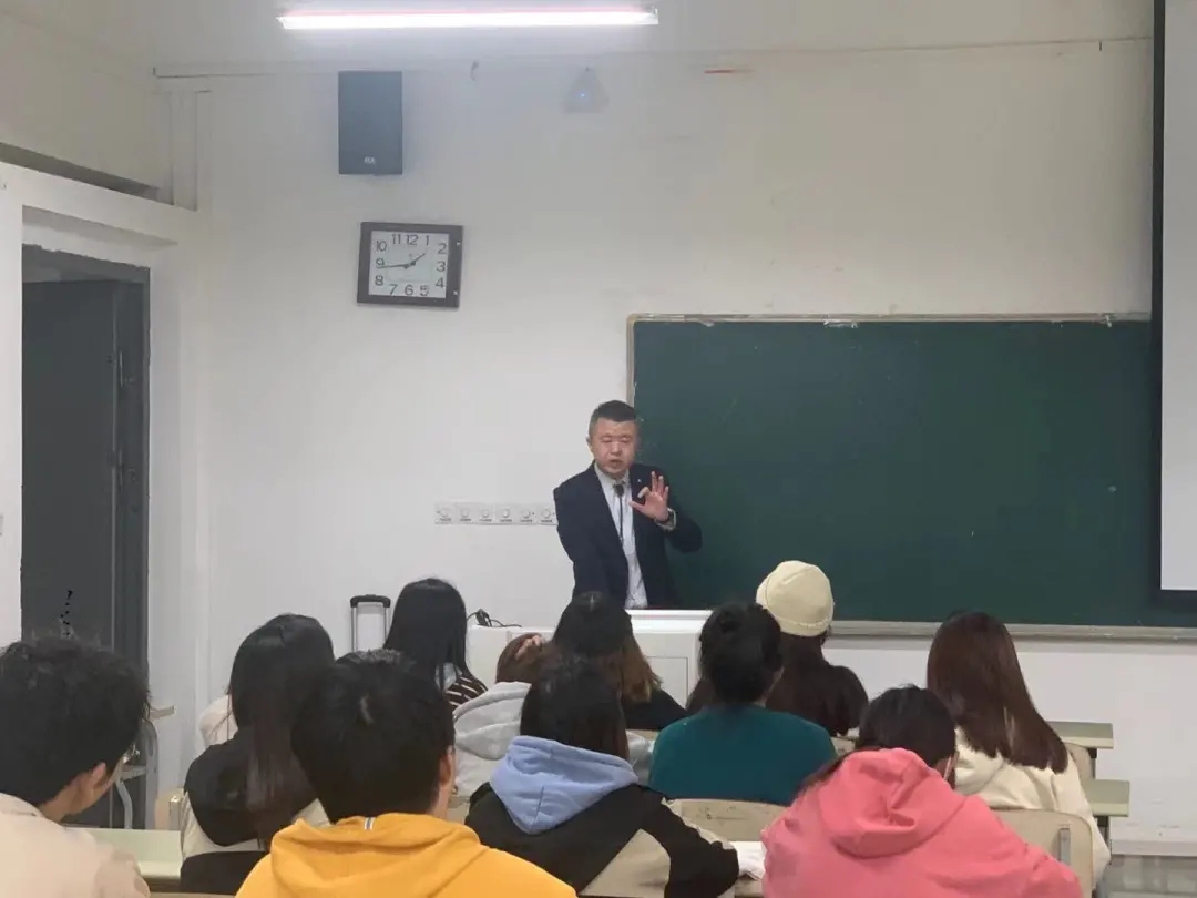 DB彩票
足迹 丨 校企合作近期成果展示大盘点【9-10月】(图14)
